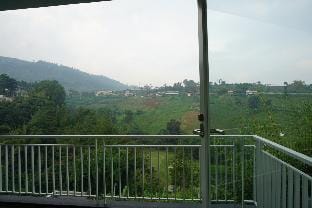Villa Golf View Dago 5BR with Pool Vacation rental in Bandung