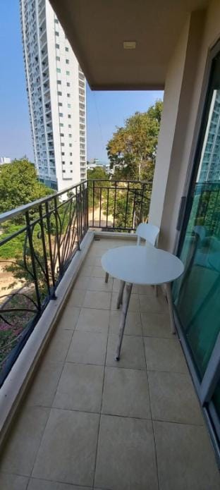 Tropicana Wongamat by Etaji Apartment in Pattaya City