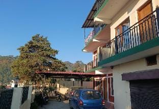 4 Season Homestay Bhowali Bhimtal Apartment in Uttarakhand