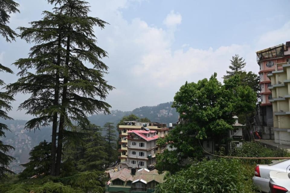 Goroomgo Krishna BNB Guest House Shimla Hotel in Shimla