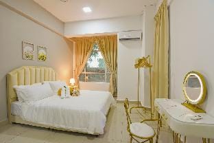Mount Austin Midori   Cozy Cream -Style 2-8pax  Apartment in Johor Bahru
