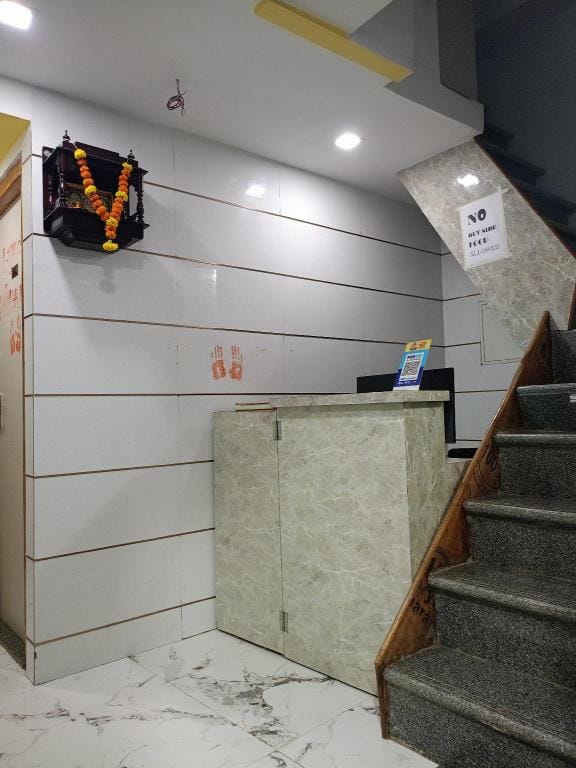 Tanvi Guest House Marol Hotel in Mumbai