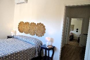Casa Sofia air conditioned flat 8 pax Vacation rental in Formia