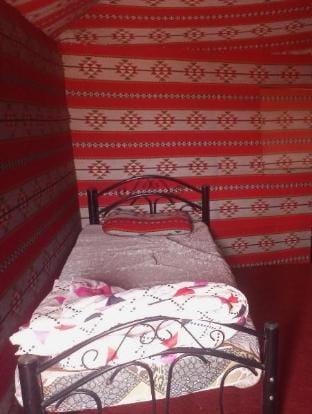 Alarb Quiet Camp Apartment in South District
