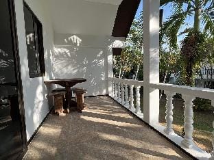 Luxury Villa Studio in Private Estate (Top LVL) Apartment in Patong