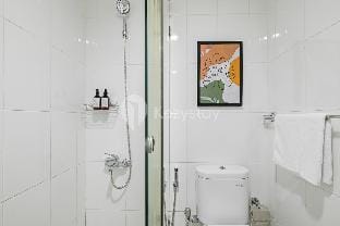 Finis by Kozystay - Grogol Apartment in Jakarta