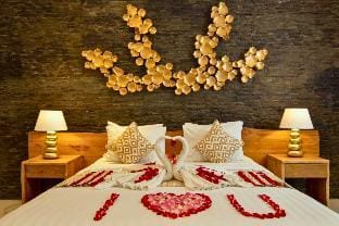 Allamanda 1 BR Private Pool Villa REV09 Villa in North Kuta
