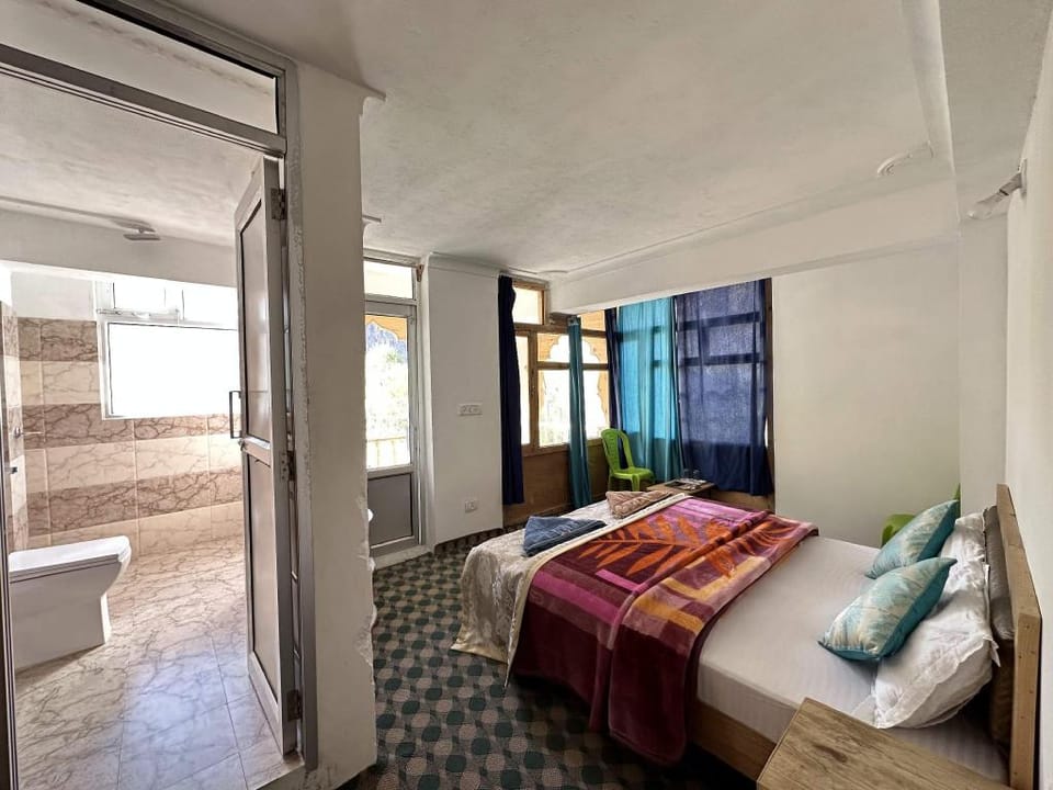 Turtuk Ashoor Guest House Hotel in India