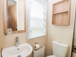 Berth 3 Bedroom Caravan Holiday Home in Fritton Apartment in South Norfolk District