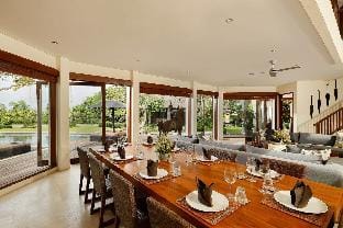 Luxury 6BR Villa in Jimbaran Vacation rental in Kuta Selatan