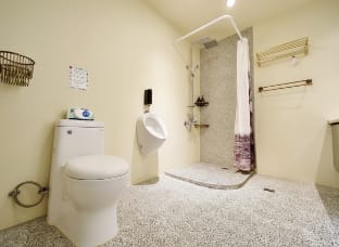 Mar-exclusive/附有一個小停車位/忠孝復興60秒/10 People Apartment in Taipei City