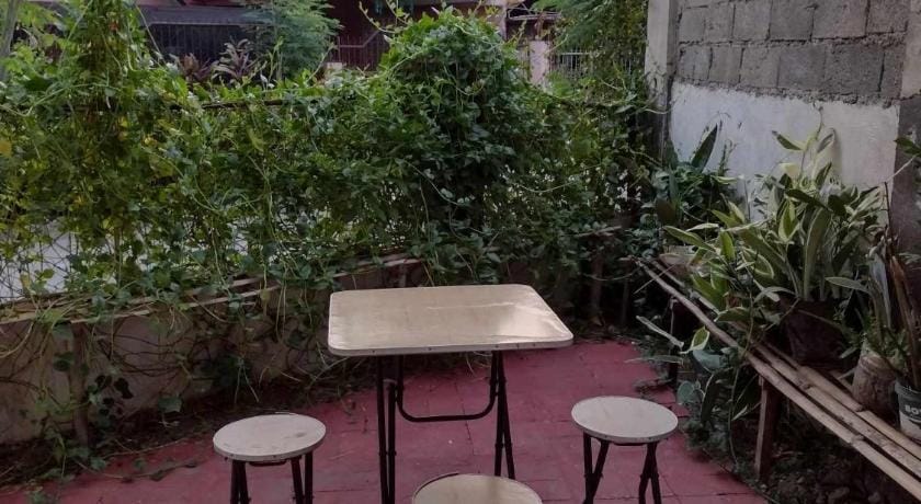 In the Heart of the City - Oldcastle Crescent Apartment in Davao City