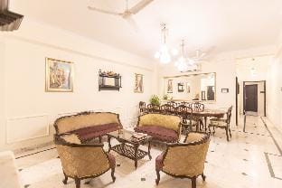 Zamindar Suite on Park St. Vacation rental in Kolkata
