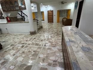 G-Apartment : Three-Bed Haven Apartment in Central Visayas