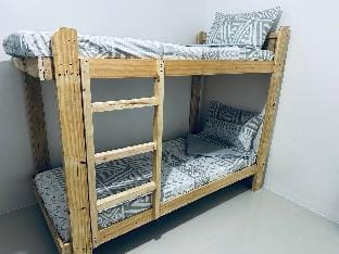Cozy Humble Pad Vacation rental in Angeles