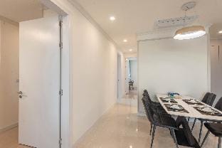 2 BR Apartment Starlake Tay Ho Apartment in Laos