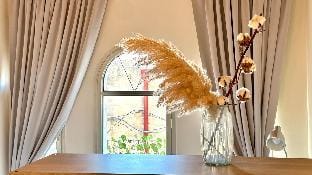 Beautiful apartment with a balcony in the downtown Vacation rental in Haifa