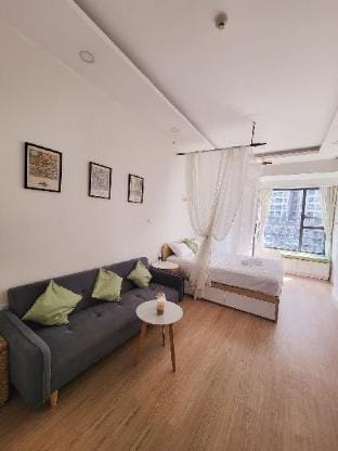 RiverGate Q4 - Pristine Green Apt - KalaHomes Apartment in Ho Chi Minh City