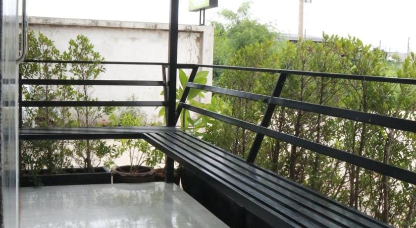 Cholalai House Apartment in Bangkok