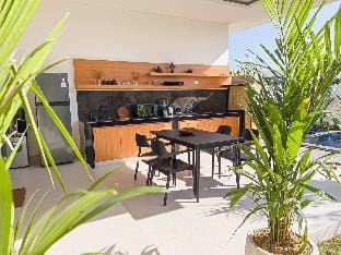 Aleksa- Brand new villa+ Ricefield View + Rooftop Villa in North Kuta