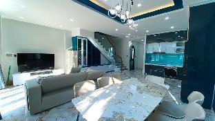 86Home villa 7 phòng ngủ, có sân BBQ view biển Villa in Phan Thiet