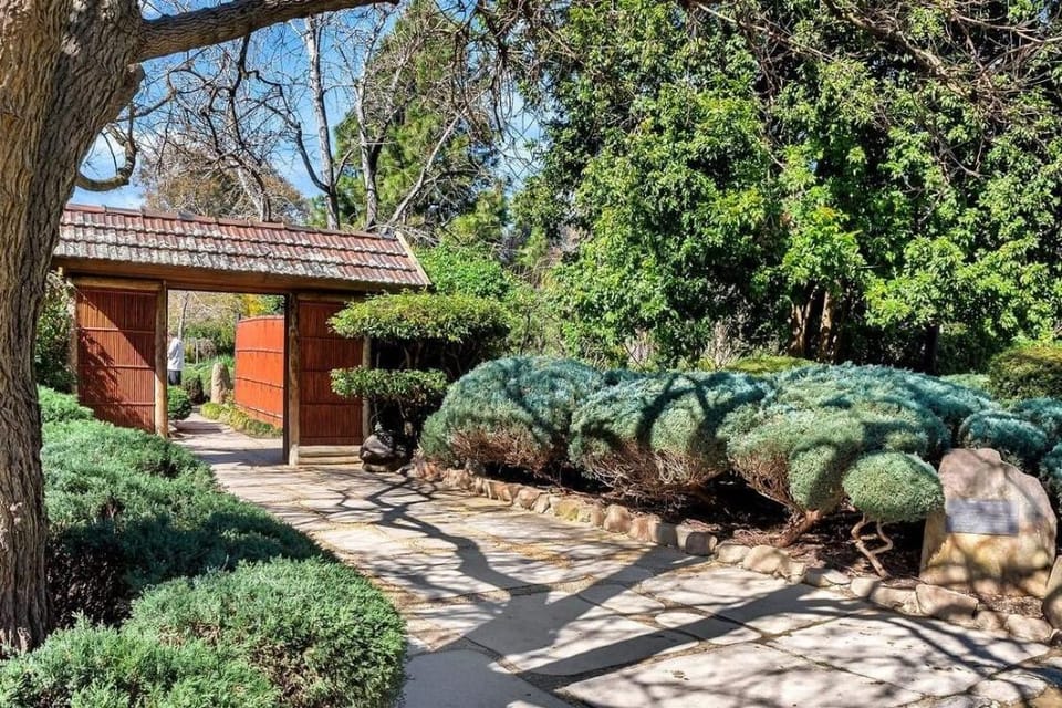 Relaxing Park View 2 Bedrooms Apartment Apartment in Adelaide