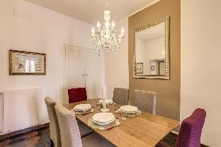 AwesHomeItaly - Spagna Glamour Life Penthouse Vacation rental in Rome