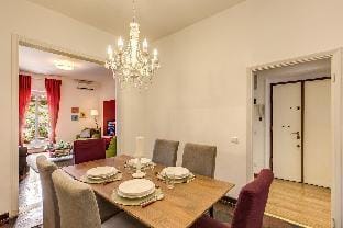 AwesHomeItaly - Spagna Glamour Life Penthouse Vacation rental in Rome