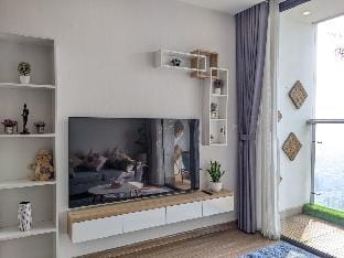 Căn hộ cao cấp 2 phòng ngủ view đẹp Hà Nội Apartment in Laos
