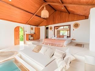 Couple's heaven with pool near beach Villa in Bali