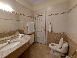 The Grand Palace Family Guest House Vacation rental in Islamabad