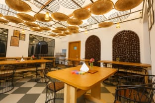 Kafal Pako Resort - Himalayan View Resort in Mukteshwar Vacation rental in Uttarakhand