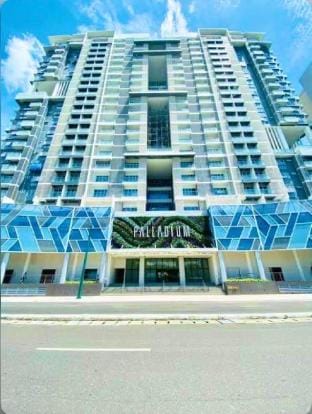 Executive condo room @ Palladium Vacation rental in Iloilo City