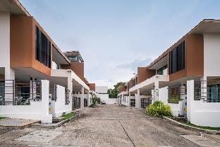 Hann House | 4BR 3BA | Naiyang Beach | HKT Airport Vacation rental in Phuket