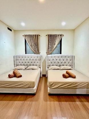 Garden Villa 3 Bedroom Vimala Hills Puncak  Villa in West Java