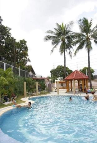 Maiden 2BR Condo in Finihomes Valenzuela City Apartment in Region of Manila