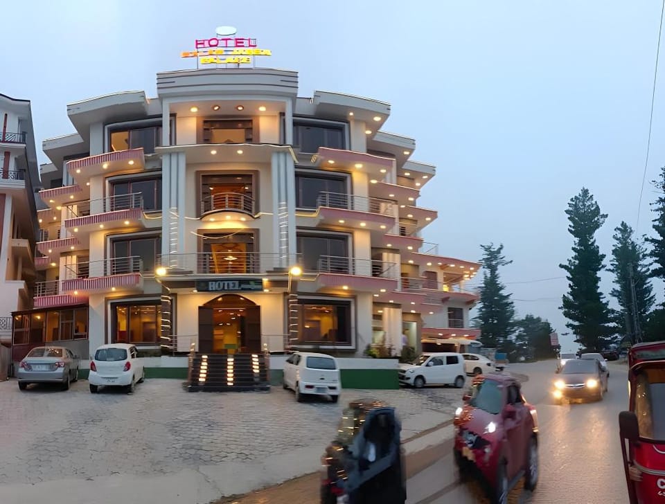 Hotel Malam Jabba Palace Hotel in Pakistan