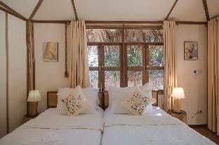 Stay wild & Cafe Room 4 Vacation rental in Thailand