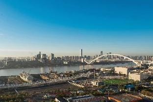 HUI上海黄浦滨江高区域豪华景观房 江景 步行至外滩 新天地 人民广场 黄金地段超大平层四卧室  Apartment in Shanghai