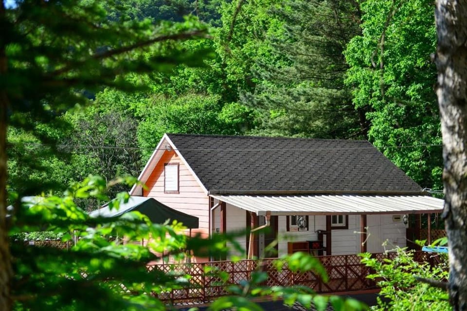 Gapyeong Yongchu Love Pension Bed and Breakfast in Gyeonggi-do