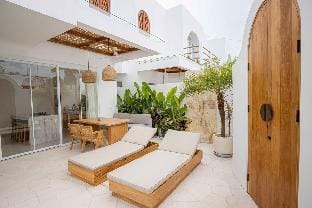 Las Casas Villa Canggu - Private Pool - Villa in North Kuta