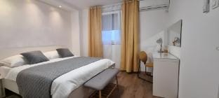 QR Apartment for Family, Couples or Friends stay Apartment in Rijeka
