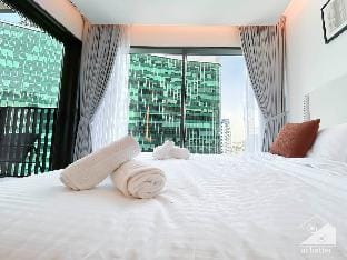 Chic Studio Retreat in Ahad Building Vacation rental in Dubai