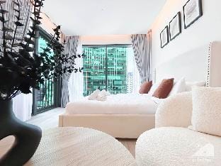 Chic Studio Retreat in Ahad Building Vacation rental in Dubai