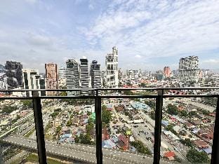 KLCC Luxury 5Pax 2R1B Mercu Summer Suite 欢迎您  Apartment in Federal Territory of Kuala Lumpur