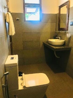 Marine Ray Resort In Hikkaduwa Room No 1 Vacation rental in Hikkaduwa