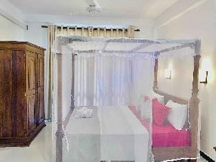 Marine Ray Resort In Hikkaduwa Room No 3 Vacation rental in Hikkaduwa