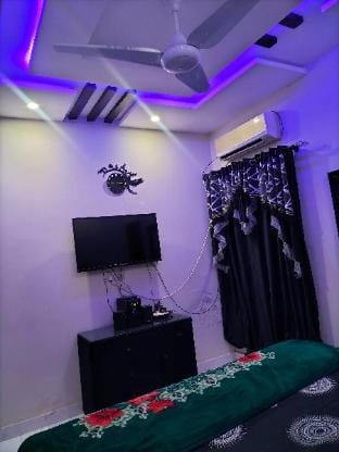 Luxury Room  Apartment in Lahore