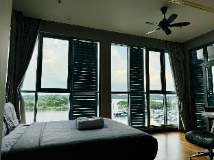 A Million Dollar View | 7 mins -> Legoland Apartment in Johor