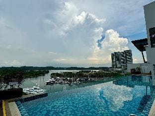 A Million Dollar View | 7 mins -> Legoland Apartment in Johor